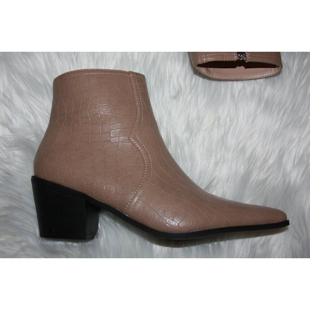 Nasty Gal Women's 8 Let's Hiss and snake up ankle boots  - NWOT